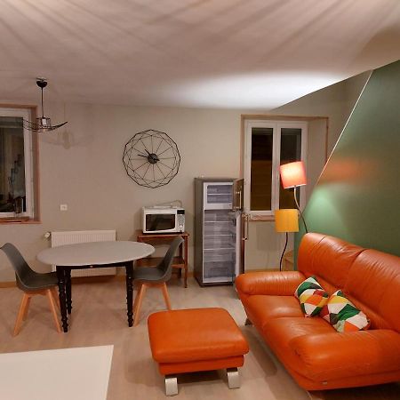 Studio Cosy De 2 A 4 Personnes Au Coeur Du Haut Doubs, Entre Les Lacs, Les Montagnes Et Les Vignobles Lägenhet Frasne Exteriör bild