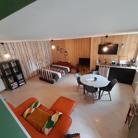 Studio Cosy De 2 A 4 Personnes Au Coeur Du Haut Doubs, Entre Les Lacs, Les Montagnes Et Les Vignobles Lägenhet Frasne Exteriör bild